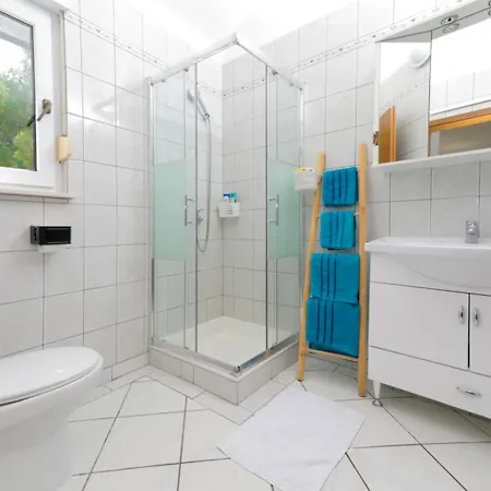 Apartamento With Parking Space Okrug Gornji, Ciovo - 25259