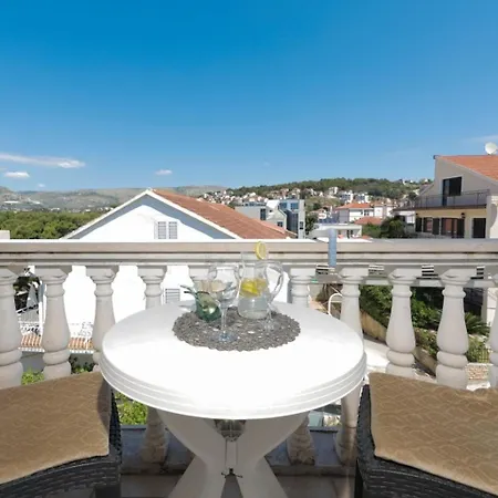 With Parking Space Okrug Gornji, Ciovo - 25259 * Trogir