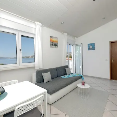 With Parking Space Okrug Gornji, Ciovo - 25259 Apartamento Trogir