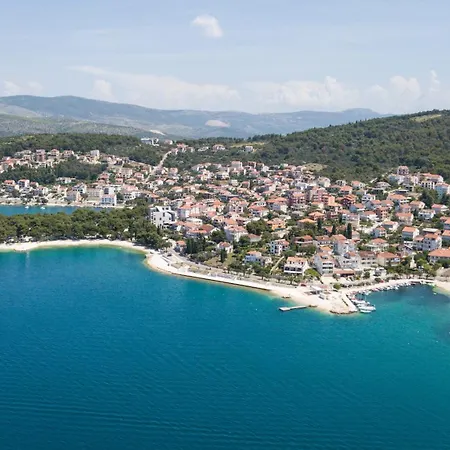 With Parking Space Okrug Gornji, Ciovo - 25259 Apartamento Trogir